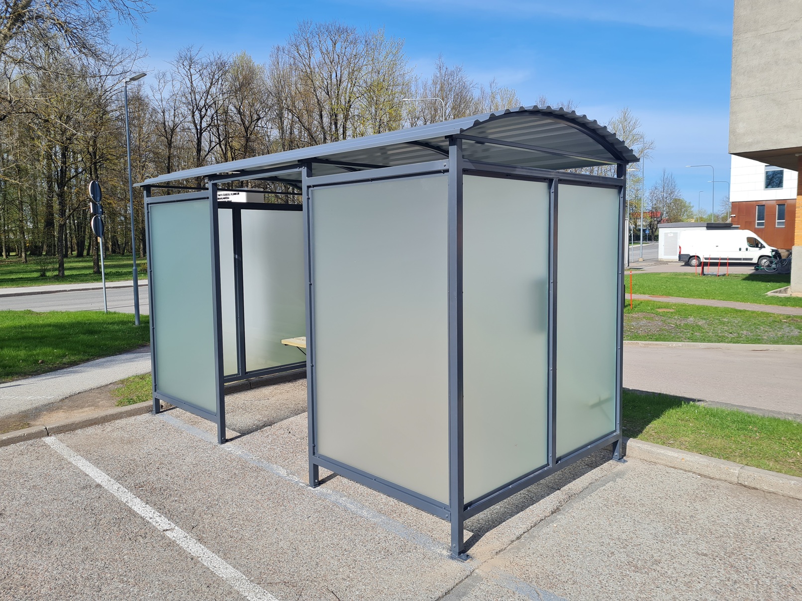 Suitsetamise paviljon mattklaasist 4x2m