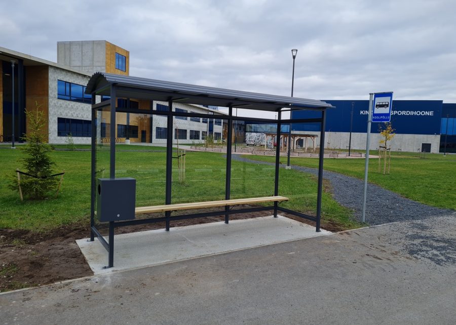 4x1.5m pika pingiga bussiootekoda -Kindluse Kool ja Spordihoone.