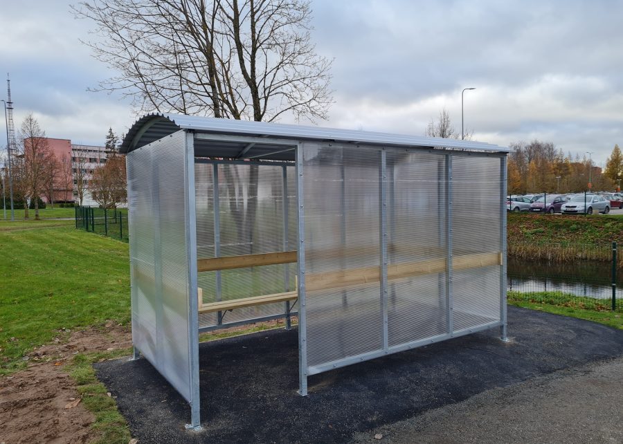 Kihtplastist suitsetamiskabiin 4x2m